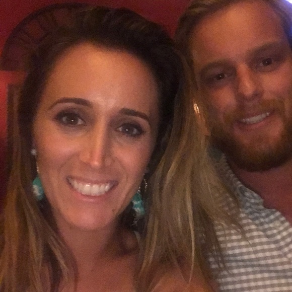 Meet your Posher, Bekah - Picture 1 of 1